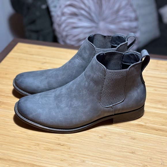 Grey Chelsea Boot - Picture 1 of 4